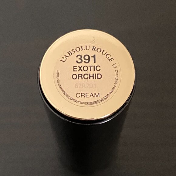 Lancome L'absolu Rouge Lipstick in 391 Exotic Orchid - Picture 13 of 14